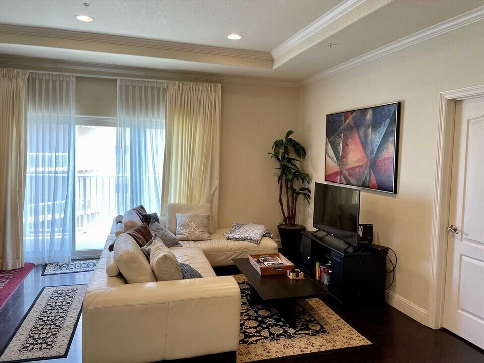 4901 Laguna Blvd in South Padre Island, TX - Building Photo