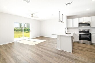 17436 Haysack Ter in Lakewood Ranch, FL - Building Photo - Building Photo