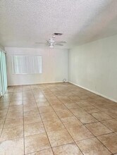 2134 NE Pelican Terrace in Jensen Beach, FL - Building Photo - Building Photo