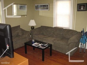 2 O'Neil Pl-Unit -# 2Q in Boston, MA - Foto de edificio - Building Photo