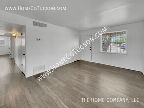 2602 E Keswick Cir in Tucson, AZ - Building Photo - Building Photo