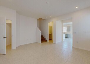 1350 Flatwood St in St. Cloud, FL - Building Photo - Building Photo