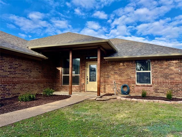 1310 Cochise Trail in Granbury, TX - Building Photo