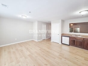 8596 Webb Rd in Riverdale, GA - Building Photo - Building Photo