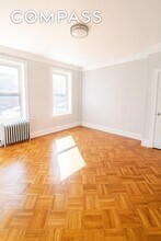 191-13 42nd Ave, Unit F1 in Queens, NY - Building Photo - Building Photo