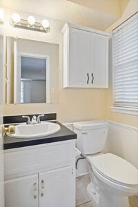 1605 Chamblee Dr photo'