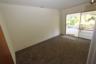 117 W Blaine St in Riverside, CA - Building Photo - Building Photo