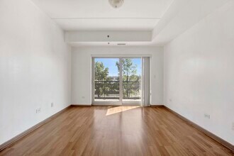 2322 S Canal St in Chicago, IL - Building Photo - Building Photo