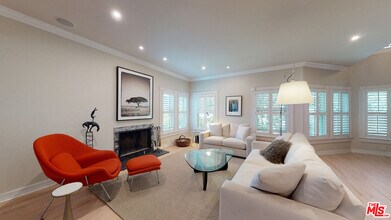 2622 2nd St-Unit -3 in Santa Monica, CA - Building Photo - Building Photo