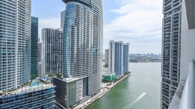 485 Brickell Ave in Miami, FL - Building Photo - Building Photo