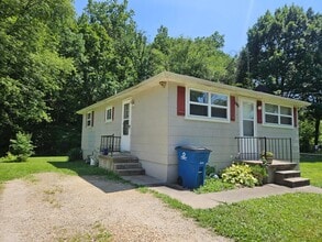 906 Olive St in New Haven, MO - Building Photo - Building Photo