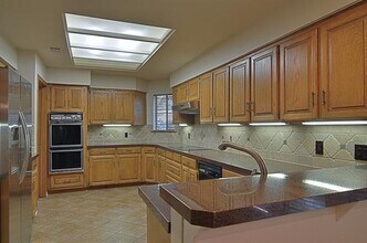 3 Whispering Vine Ct in Grapevine, TX - Building Photo - Building Photo