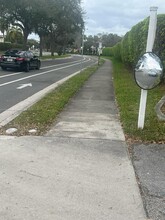 500 Executive Center Dr in West Palm Beach, FL - Building Photo - Building Photo