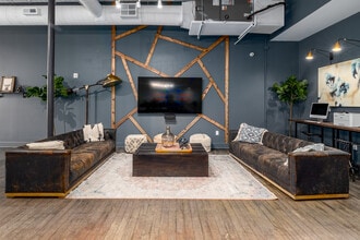 Trenton Mill Lofts in Gastonia, NC - Foto de edificio - Building Photo