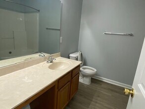 2821 Glade Aster Ct in Raleigh, NC - Building Photo - Building Photo