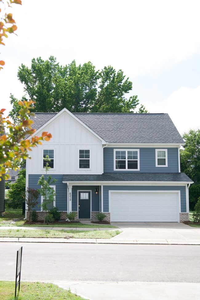 Hadley Crossing in Charlotte, NC - Building Photo - Building Photo