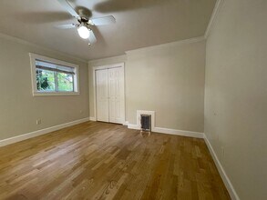 14934 Canyon 1 Rd in Rio Nido, CA - Building Photo - Building Photo