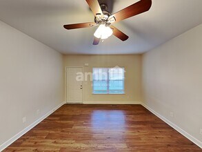 140 Abbey Rd in Lebanon, TN - Foto de edificio - Building Photo