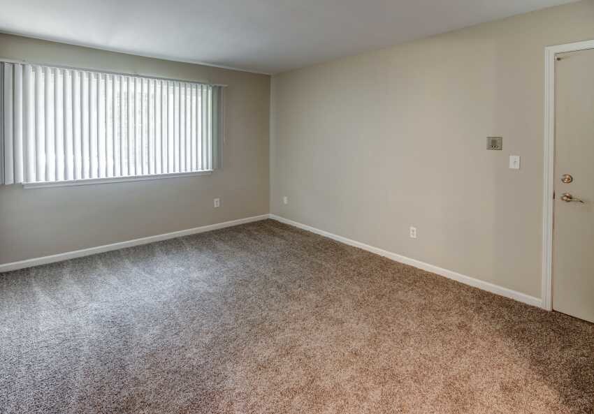 Lakeview Apartments Farmington Hills, MI Apartments