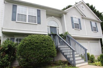 437 Darter Dr NW in Kennesaw, GA - Building Photo - Building Photo
