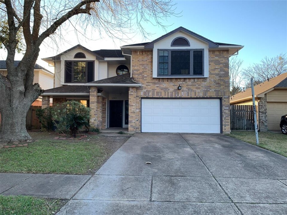 12314 Fern Meadow Dr in Stafford, TX - Building Photo