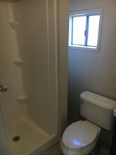 1260 N Olive Ave-Unit -1260 B in Turlock, CA - Building Photo - Building Photo