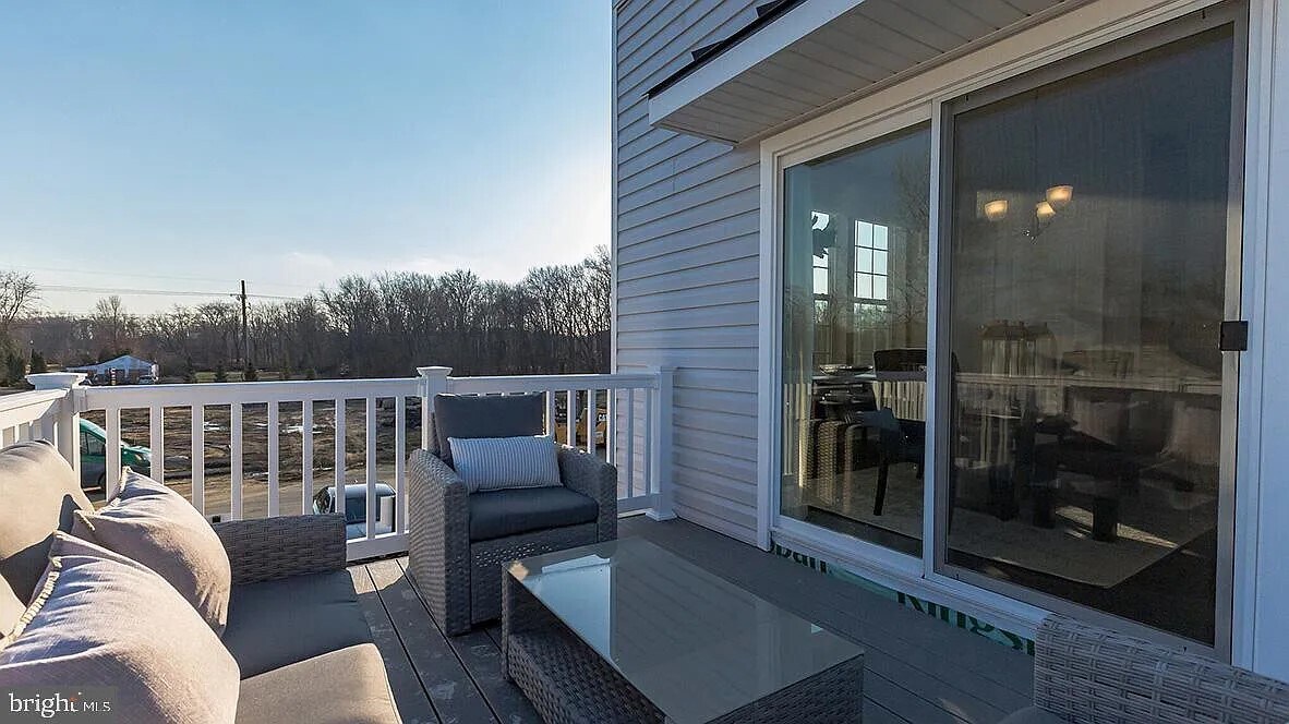 48 Autumn Park Dr in Medford, NJ - Building Photo