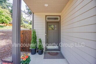 2429 NE 54th St in Vancouver, WA - Building Photo - Building Photo