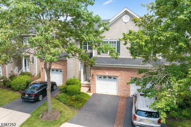 119 Hoover Ave in Princeton, NJ - Foto de edificio - Building Photo