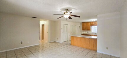 1425 Thousand Roses Dr S in Lake Wales, FL - Building Photo - Building Photo