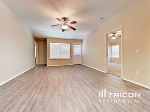 110 N Golden Oak Dr in Texas City, TX - Building Photo - Building Photo