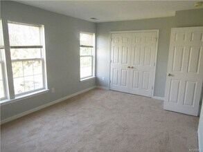 9106 Silverbush Dr in Richmond, VA - Building Photo - Building Photo