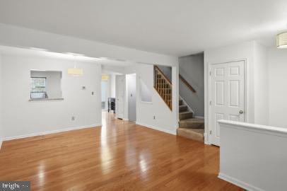 property at 1 Lanhill Ct