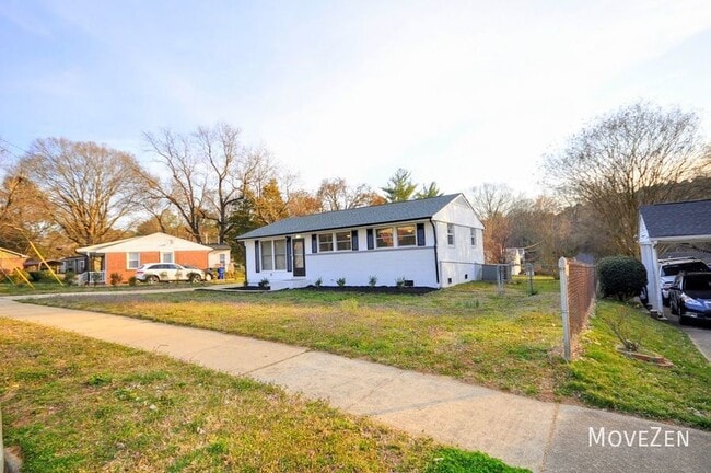 708 Hadley Rd in Raleigh, NC - Building Photo - Building Photo