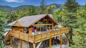 18525 Via Ponderosa Dr in Buena Vista, CO - Building Photo