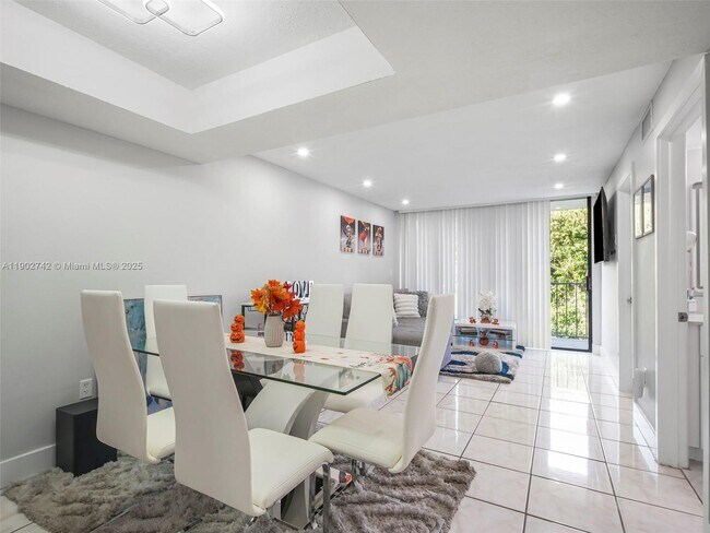 8006 SW 149th Ave in Miami, FL - Building Photo - Building Photo