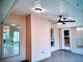 1410 Lake Village Blvd in Slidell, LA - Foto de edificio - Building Photo