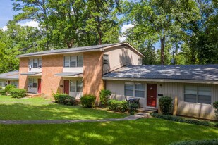 Cove at Ridgewood in Macon-Bibb, GA - Building Photo