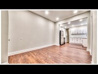 810 Brooks Ln photo'