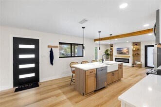 4412 W Trilby Ave in Tampa, FL - Building Photo - Building Photo