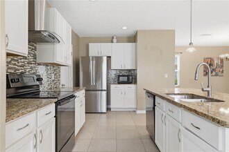 13755 Covey Run Pl in Spring Hill, FL - Building Photo - Building Photo