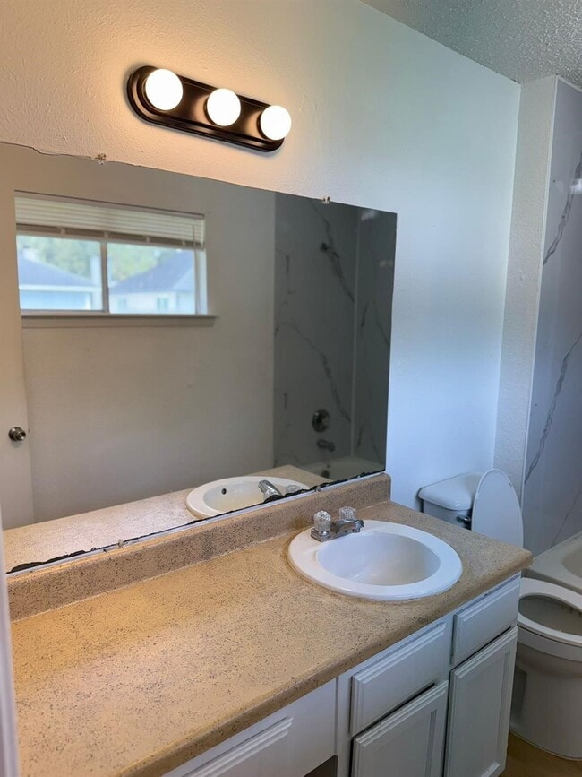 property at 812 Jefferson Ave