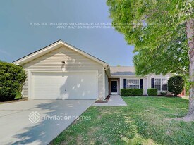 8402 Angwin Pl in Charlotte, NC - Building Photo