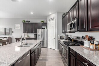 16561 W Cielo Grande Ave in Surprise, AZ - Building Photo - Building Photo