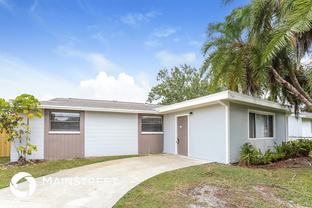 5561 90th Ave N in Pinellas Park, FL - Building Photo