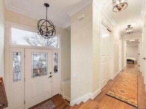 5 Indian Dr in West Nyack, NY - Building Photo - Building Photo