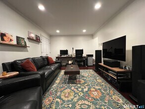 279 Bridge St in Stamford, CT - Building Photo - Building Photo