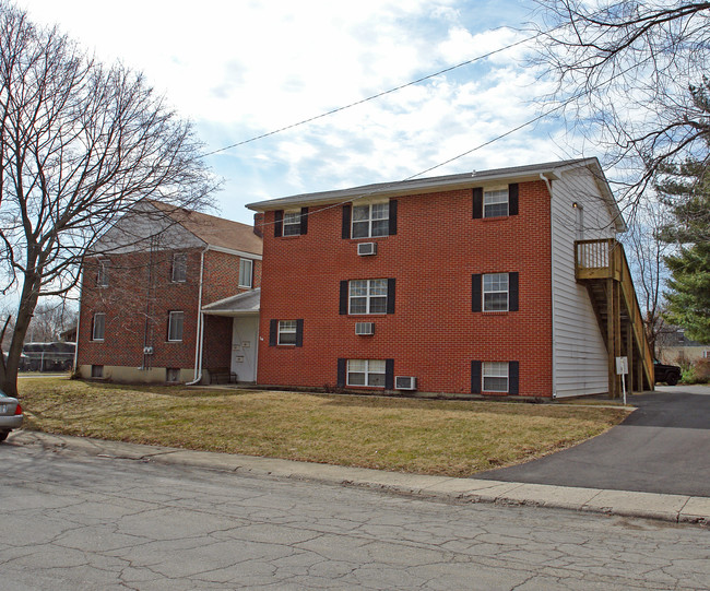 90 Weaver St in Xenia, OH - Foto de edificio - Building Photo