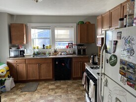 174 Hillside St, Unit 2T in Boston, MA - Building Photo