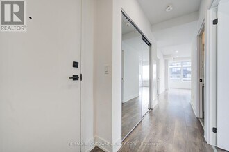 2489 Taunton Rd in Oakville, ON - Building Photo - Building Photo